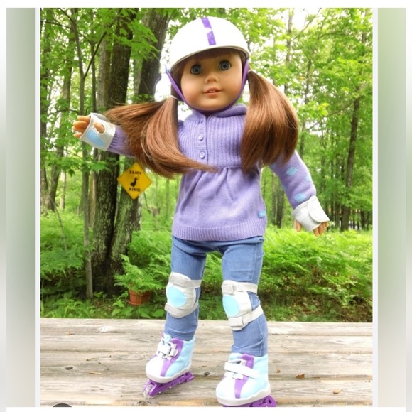 American Girl Other - American Girl Doll rollerblading accessories set